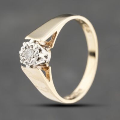 Pre-Owned 9ct Yellow Gold Brilliant Cut Diamond Solitaire Ring 41383855