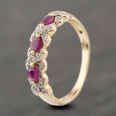Pre-Owned 9ct Yellow Gold Ruby & 0.10ct Diamond Kiss Design Half Eternity Ring 41383913