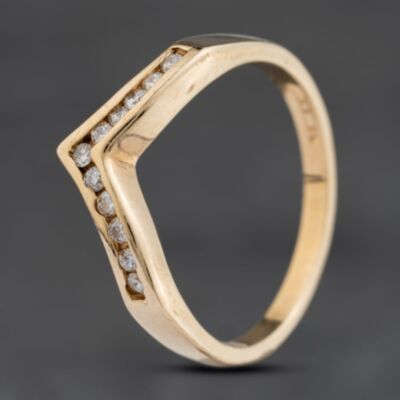 Pre-Owned 9ct Yellow Gold 0.20ct Brilliant Cut Diamond Wishbone Ring 41383931