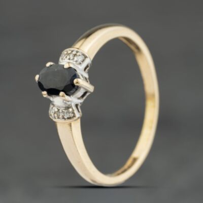 Pre-Owned 9ct Yellow Gold Sapphire Oval Cluster Ring 41383951