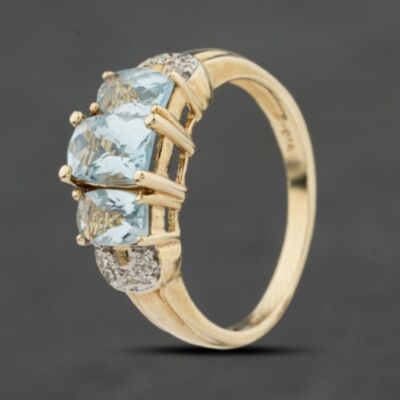 Pre-Owned 9ct Yellow Gold Blue Topaz & 0.04ct Diamond Dress Ring 41384019