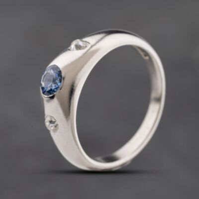 Pre-Owned 9ct White Gold Topaz & Diamond Rubover Set Three Stone Ring 41384264