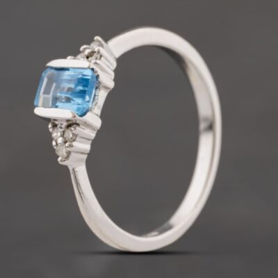 Pre-Owned 9ct White Gold 0.50ct Blue Topaz & 0.09ct Diamond Seven Stone Ring 41384324