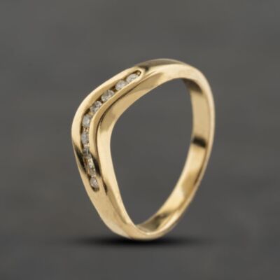 Pre-Owned 9ct Yellow Gold 0.09ct Diamond Wishbone Ring 41384478