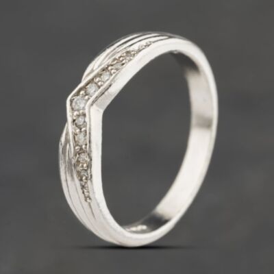Pre-Owned 9ct White Gold 0.10ct Brilliant Cut Diamond Wishbone Ring 41384632