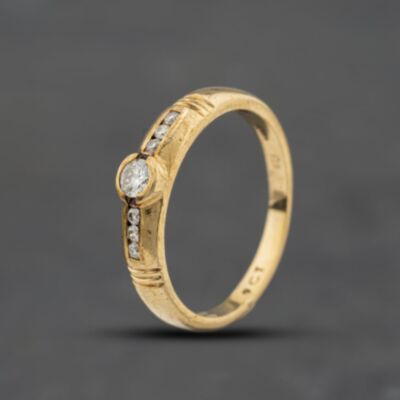 Pre-Owned Yellow Gold Diamond Rubover Shoulder Set Solitaire Ring 41384792
