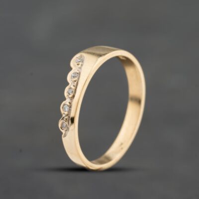 Pre-Owned 9ct Yellow Gold Diamond 4.7mm Shaped Wedding Ring 41384823