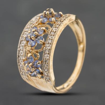 Pre-Owned 9ct Yellow Gold Tanzanite & 0.10ct Diamond Triple Flower Cluster Ring 41384892