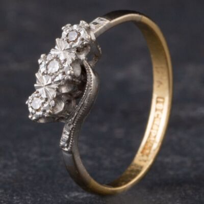 Pre-Owned Vintage Yellow Gold Diamond Crossover Three Stone Ring 4138845