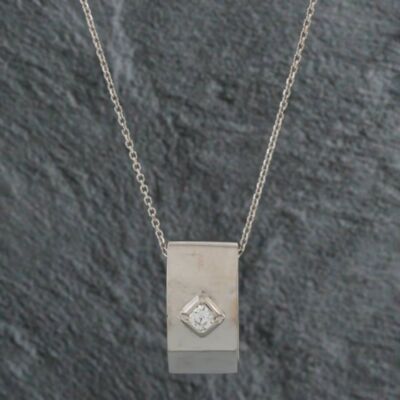 Pre-Owned 18ct White Gold 0.41ct Brilliant Cut Diamond Pendant & 17 Inch Trace Chain 4139399