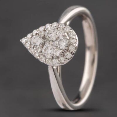 Pre-Owned 9ct White Gold 0.33ct Brilliant Cut Diamond Pear Shaped Cluster Ring 41482611