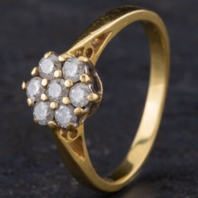 Pre-Owned 18ct Yellow Gold 0.50ct Brilliant Cut Diamond Flower Cluster Ring 41482578