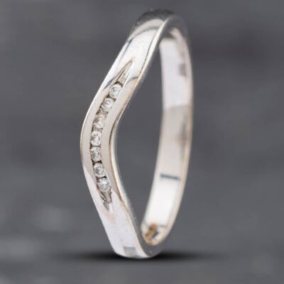 Pre-Owned 18ct White Gold Brilliant Cut Diamond Wishbone Ring 41481547