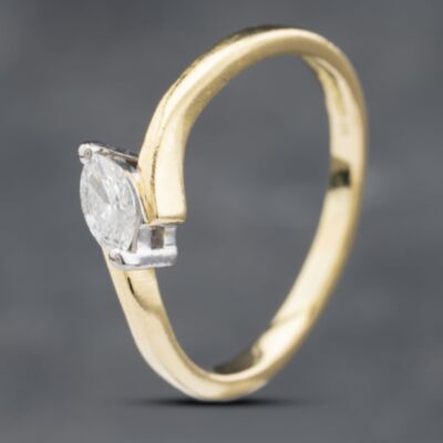 Pre-Owned 18ct Yellow Gold Marquise Cut Diamond Solitaire Ring 41481727