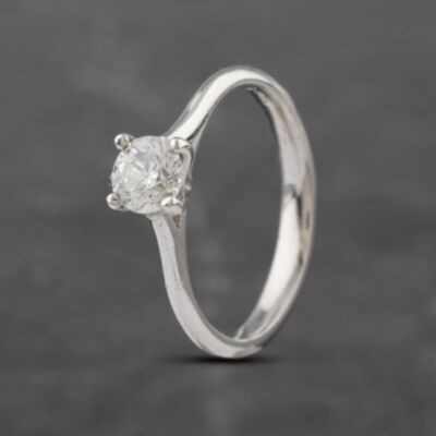 Pre-Owned Platinum Certificated 0.50ct Brilliant Cut Diamond Solitaire Ring 41481945