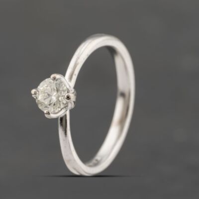 Pre-Owned 18ct White Gold 0.40ct Brilliant Cut Diamond Solitaire Ring 41482175