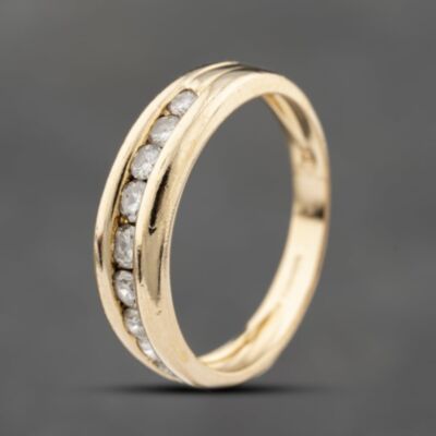 Pre-Owned 18ct Yellow Gold Brilliant Cut Diamond Channel Set Half Eternity Ring 41482310