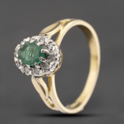 Pre-Owned Vintage Yellow Gold Emerald & 0.10ct Diamond Cluster Ring 41482369
