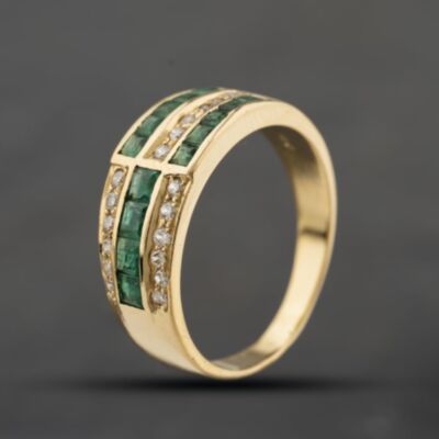 Pre-Owned 18ct Yellow Gold Emerald & 0.18ct Diamond Three Row Ring 41482544