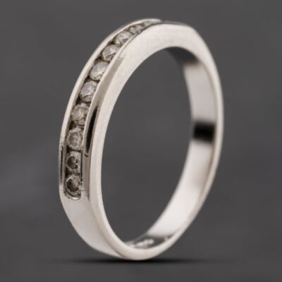 Pre-Owned Platinum 0.25ct Brilliant Cut Diamond Half Eternity Ring 41482711