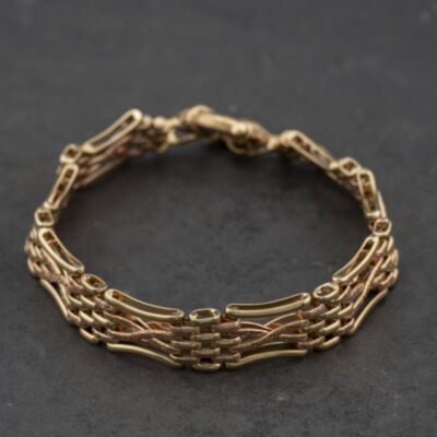 Pre-Owned 9ct Two Colour Gold Scroll Engraved Infinity Cross Pattern 8 Inch Gate Bracelet 41531081