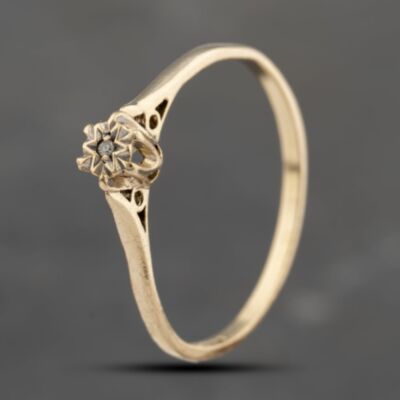 Pre-Owned 9ct Yellow Gold Diamond Solitaire Ring 41671596