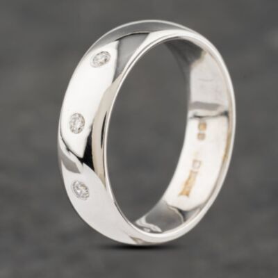 Pre-Owned 9ct White Gold Diamond Wedding Ring 41871393