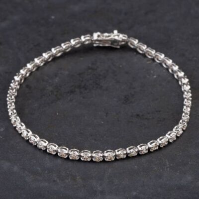 Pre-Owned 18ct White Gold 3.00ct Diamond 7 Inch Stone Set Bracelet 4307018
