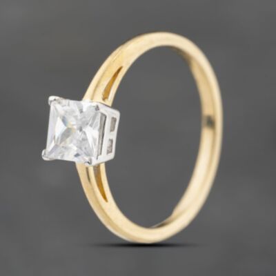 Pre-Owned 9ct Yellow Gold Cubic Zirconia Square Solitaire Ring 43111004
