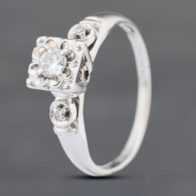 Pre-Owned 9ct White Gold 0.17ct Brilliant Cut Diamond Solitaire Ring 43121104