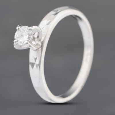 Pre-Owned 9ct White Gold 0.22ct Brilliant Cut Diamond Textured Shoulders Solitaire Ring 43121108