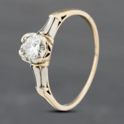 Pre-Owned 9ct Two Colour Gold 0.22ct Brilliant Cut Diamond Solitaire Ring 43121153