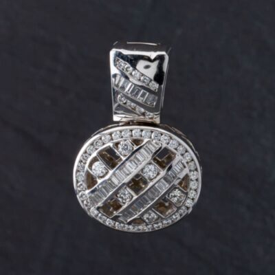 Pre-Owned 18ct White Gold 2.84ct Diamond Baguette And Brilliant Cut Criss Cross Style Loose Pendant 4314045