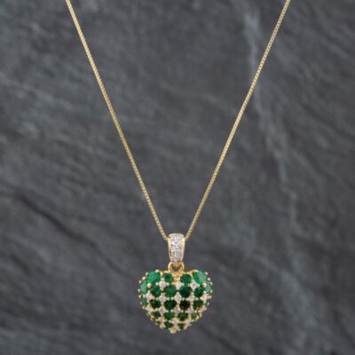 Pre-Owned 18ct Yellow Gold 2.40ct Emerald & 0.42ct Brilliant Cut Diamond Heart Pendant & 18 Inch Box Chain 43141099