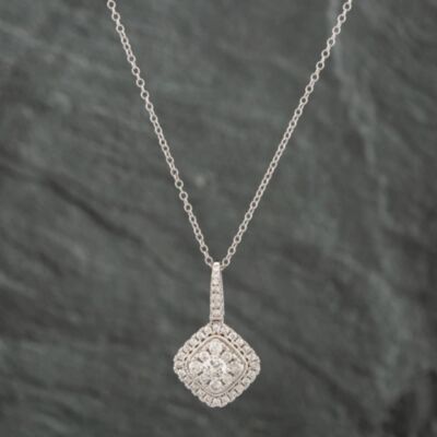 Pre-Owned 9ct White Gold 1.00ct Brilliant Cut Diamond Pendant & 18 Inch Trace Chain 43141106
