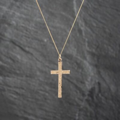 Pre-Owned 9ct Yellow Gold Engraved Cross Pendant & 18 Inch Curb Chain 43141271