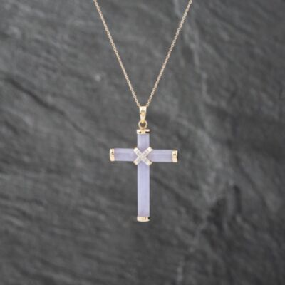 Pre-Owned 9ct Yellow Gold Lavender Jade & Diamond Set Cross Pendant & 16-18 Inch Trace Chain 43141276