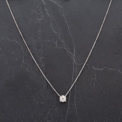 Pre-Owned 14ct White Gold 18" Round Brilliant Cut Diamond Cluster Pendant 4314534