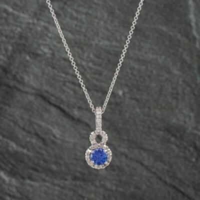 Pre-Owned 14ct White Gold 0.94ct Tanzanite & 0.27ct Diamond Round Cluster Pendant 4314542