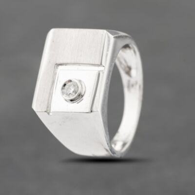 Pre-Owned 14ct White Gold 0.10ct Brilliant Cut Diamond Set Signet Ring 43151022