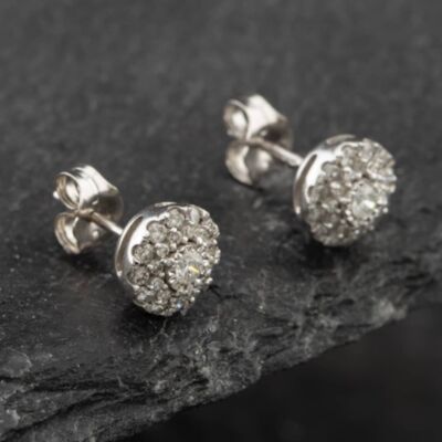 Pre-Owned 9ct White Gold 0.50ct Brilliant Cut Diamond Cluster Stud Earrings 43171129
