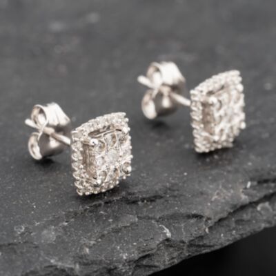 Pre-Owned 9ct White Gold 0.25ct Brilliant Cut Diamond Square Cluster Stud Earrings 43171194