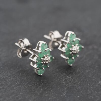 Pre-Owned 9ct White Gold 0.55ct Emerald & Diamond Marquise Shape Cluster 10mm Stud Earrings 43171282