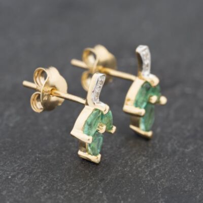 Pre-Owned 9ct Yellow Gold 0.31ct Emerald & Diamond Leaf 11.1mm Stud Earrings 43171307