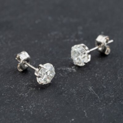Pre-Owned Platinum 1.63ct Brilliant Cut Diamond Claw Set Stud Earrings 43171361