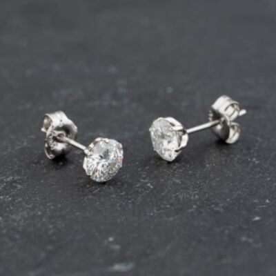 Pre-Owned Platinum 1.17ct Brilliant Cut Diamond Claw Set Stud Earrings 43171362