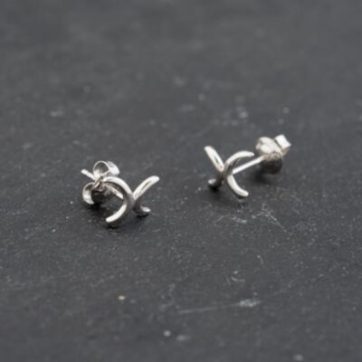 Pre-Owned 9ct White Gold 6mm Stud Earrings 43171397
