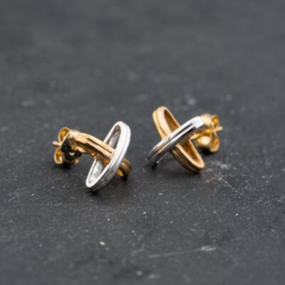 Pre-Owned 9ct Two Colour Gold 8.5mm Stud Earrings 43171447