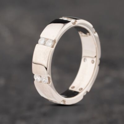 Pre-Owned 14ct White Gold 5mm Diamond Wedding Ring 4328660