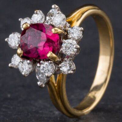 Pre-Owned 14ct Yellow Gold Ruby Diamond Oval Cluster Ring 4335234